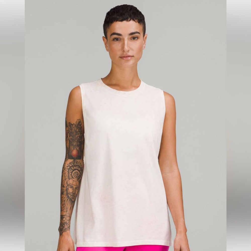 🍋35. Lululemon All Yours Tank Cirrus Wash prosseco, strwbry mllshk & lem sorbet